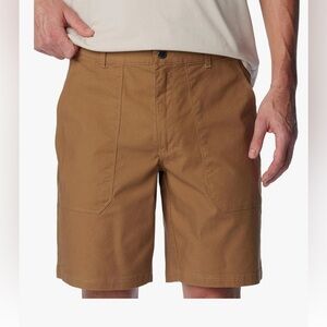Columbia Men's Flex Roc Utility Omni Shade khaki shorts- size 44 big and tall